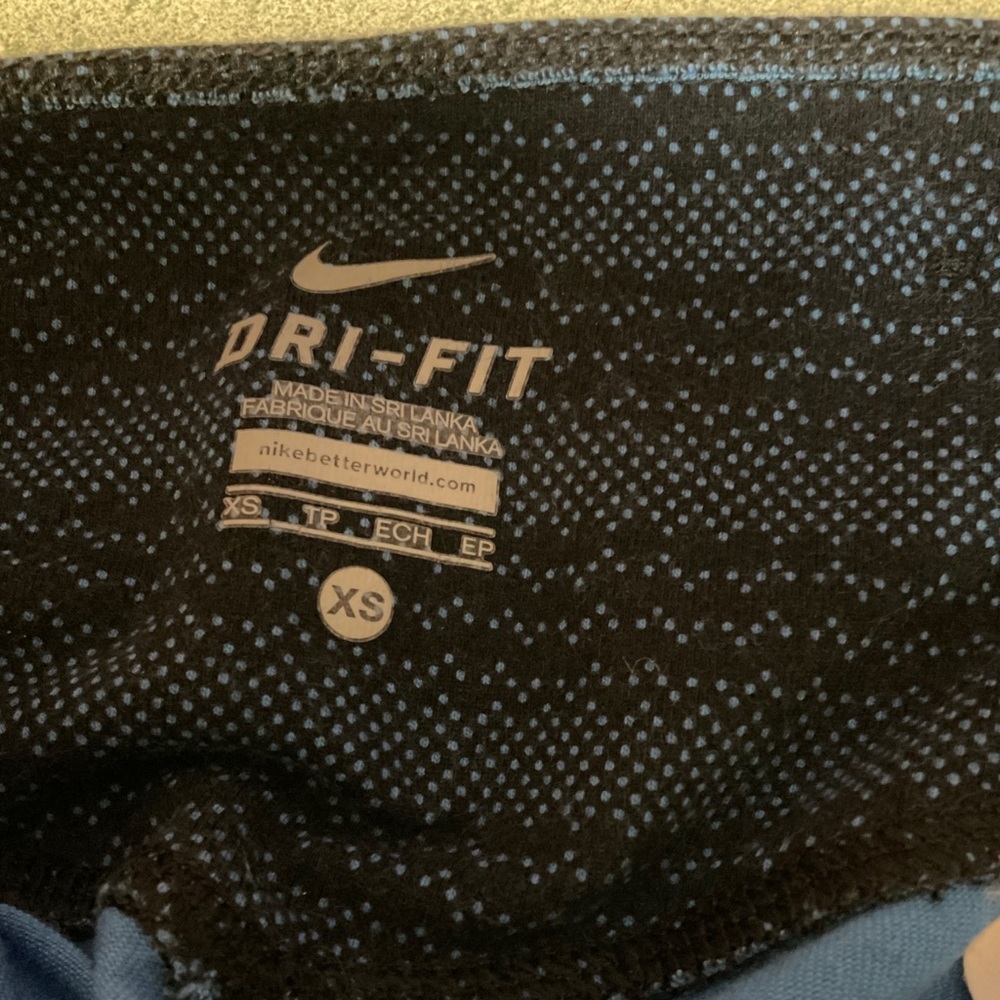 Nike Leggings Dri-Fit Size XS - Picture 2 of 8
